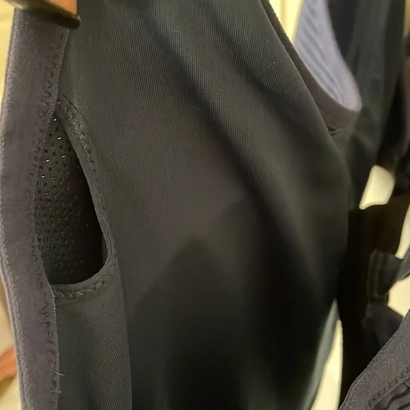 Nike women’s XL strappy yoga sports bra (navy) - Picture 7 of 7